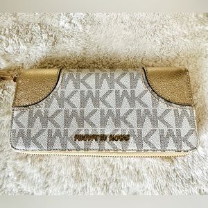 Michael Kors Brand New Never Used!